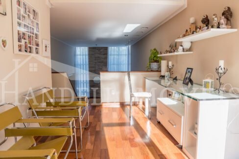 Linda Casa em Condomínio Fechado-11