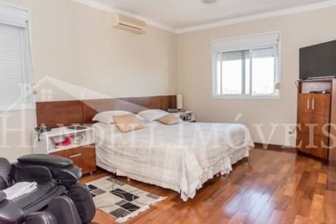 Linda Casa em Condomínio Fechado-12