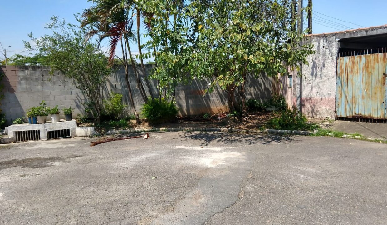 Terreno com 3 Casas Centro Itupeva2