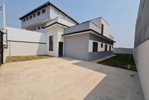 Casa recém construída à venda em Itupeva 1