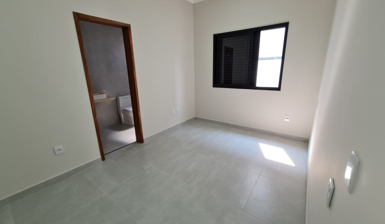 Casa recém construída à venda em Itupeva 12