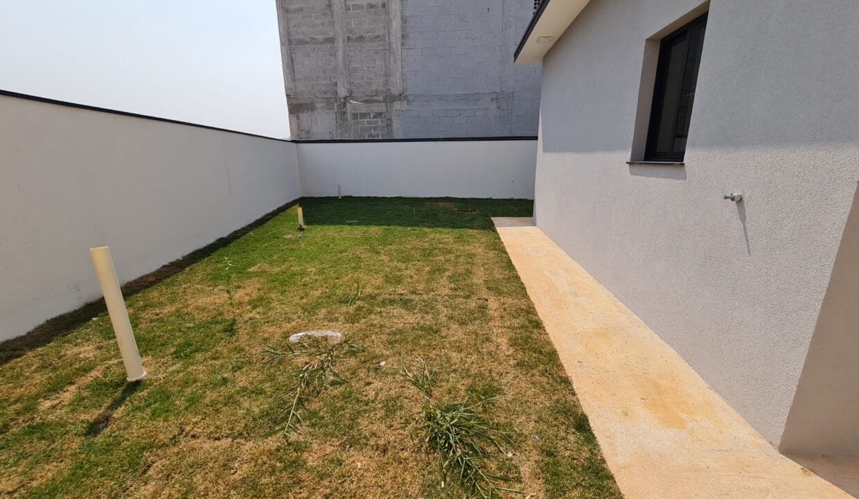 Casa recém construída à venda em Itupeva 19