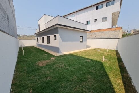 Casa recém construída à venda em Itupeva 3