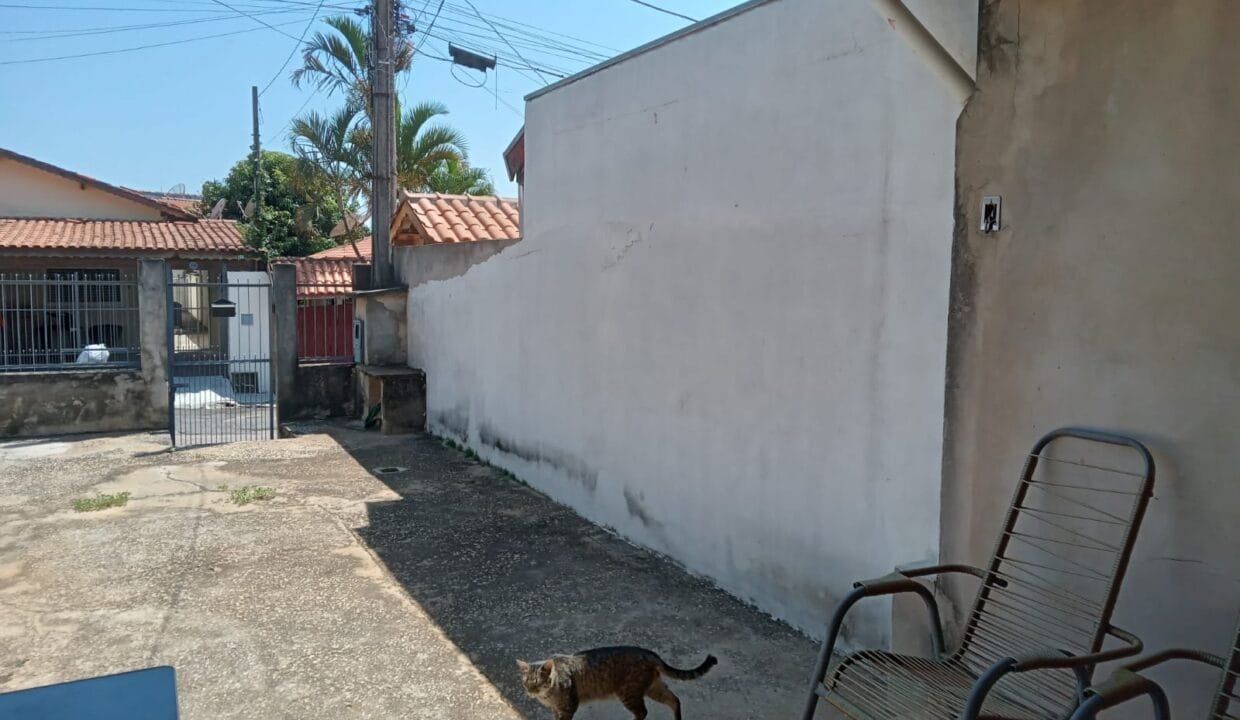 Casa térrea com 3 dormitórios à venda no centro de Itupeva - 10
